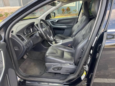 2016 Volvo XC60 T5 Drive-E Premier