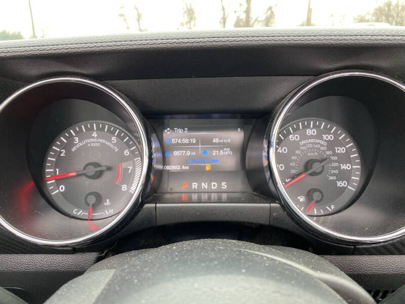 2017 Ford Mustang V6