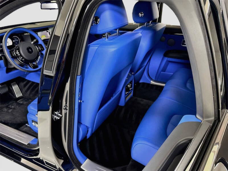 2025 Rolls-Royce Ghost