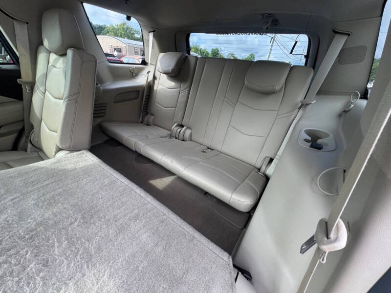 2015 Cadillac Escalade Luxury
