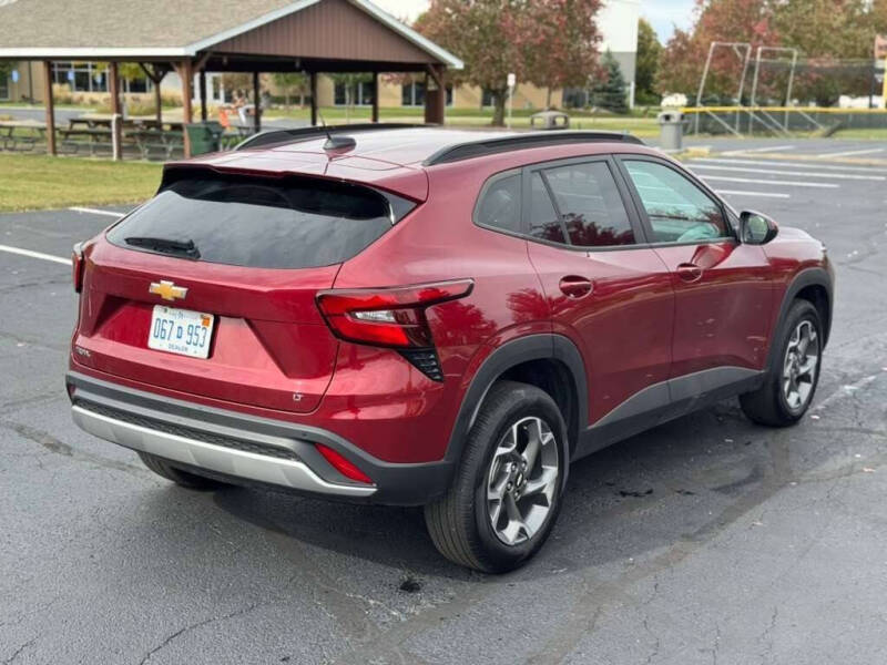 2025 Chevrolet Trax LT
