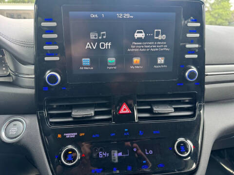 2020 Hyundai Ioniq Hybrid Blue