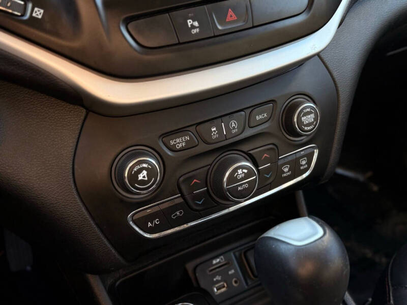 2018 Jeep Cherokee Trailhawk