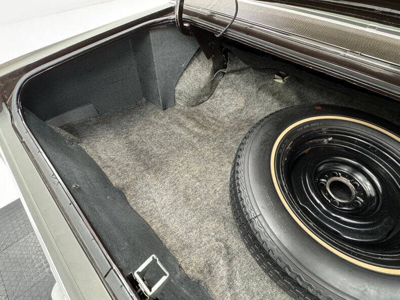 1972 Ford Thunderbird