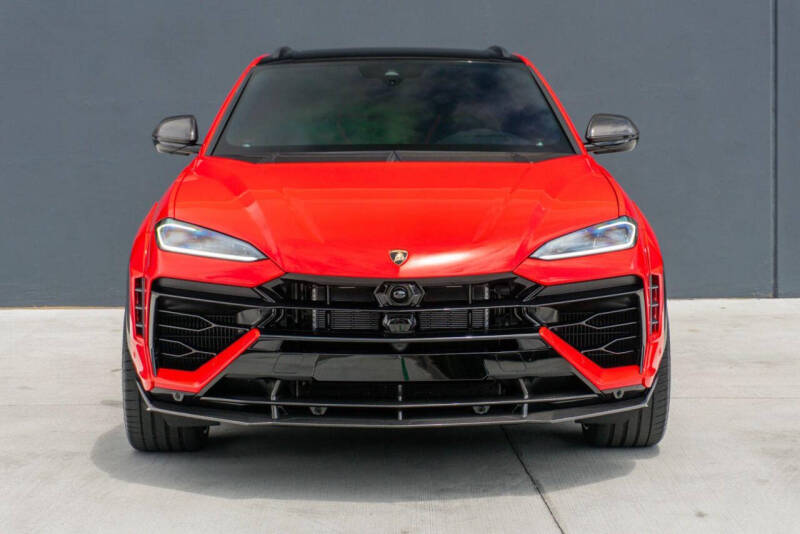 2026 Lamborghini Urus SE