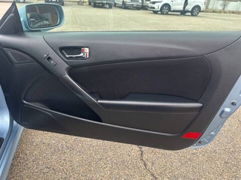 2011 Hyundai Genesis Coupe 2.0T