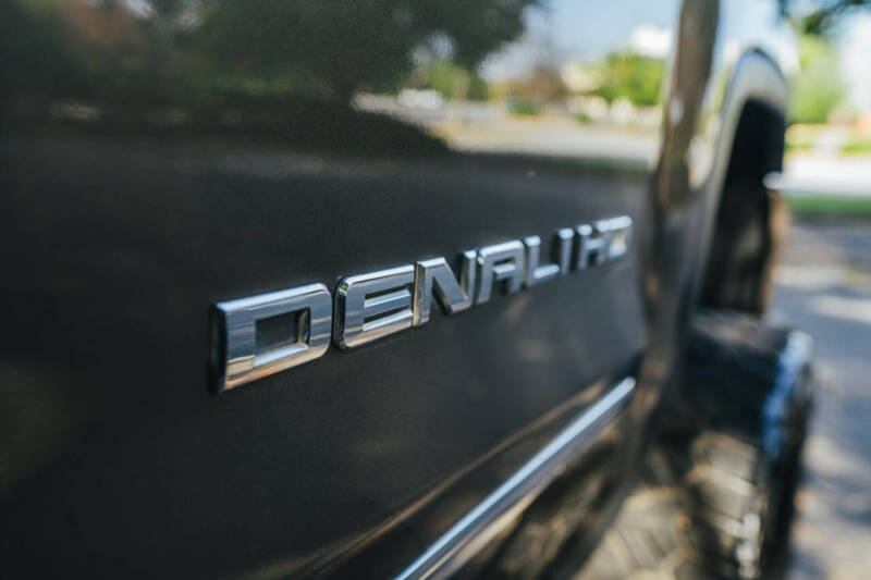 2015 GMC Sierra 2500HD Denali