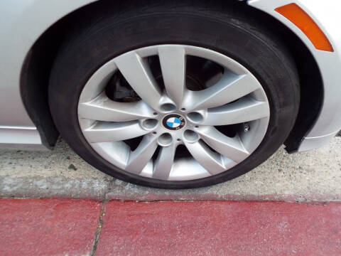 2009 BMW 3 Series 328i