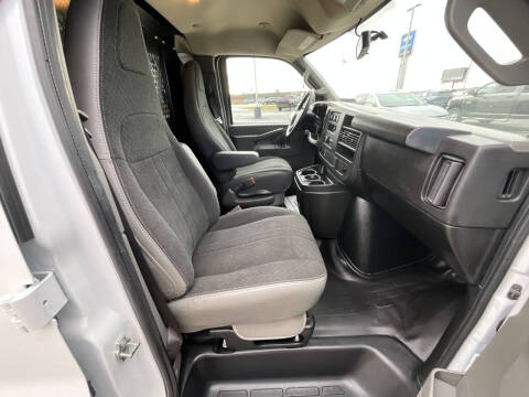 2024 Chevrolet Express 2500