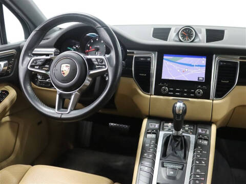 2017 Porsche Macan S