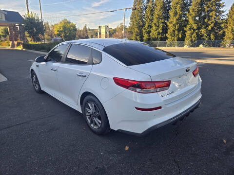 2020 Kia Optima LX