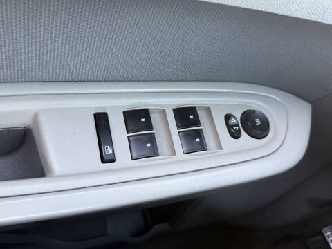 2012 Chevrolet Traverse LS