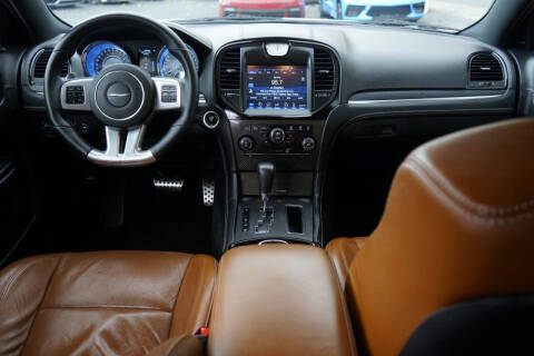 2014 Chrysler 300 SRT8