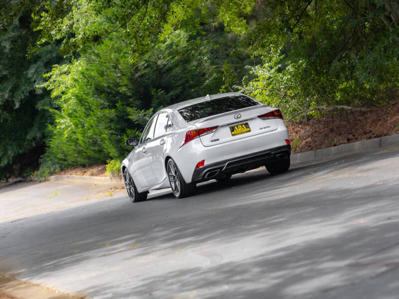 2017 Lexus IS 200t