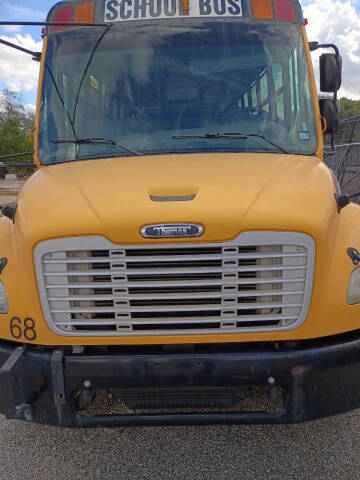2009 Freightliner B2 Chassis