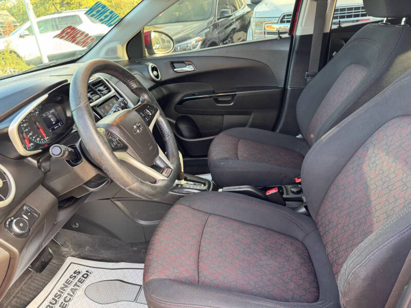 2020 Chevrolet Sonic LT