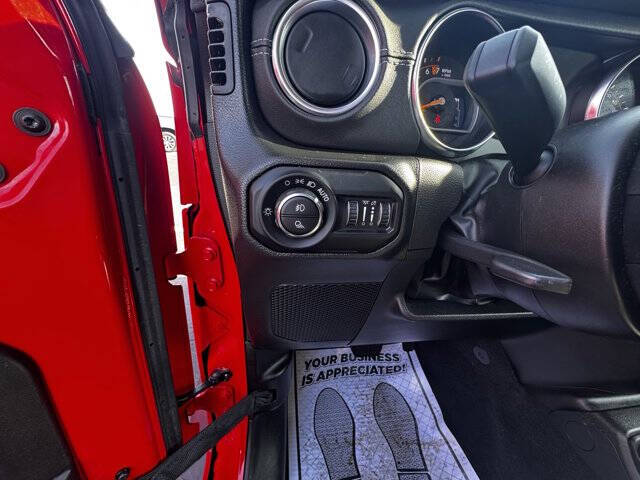 2022 Jeep Gladiator Overland