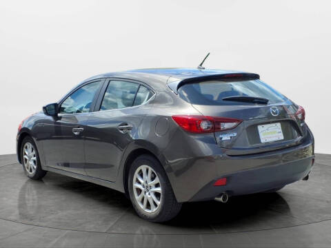 2016 Mazda MAZDA3 i Sport