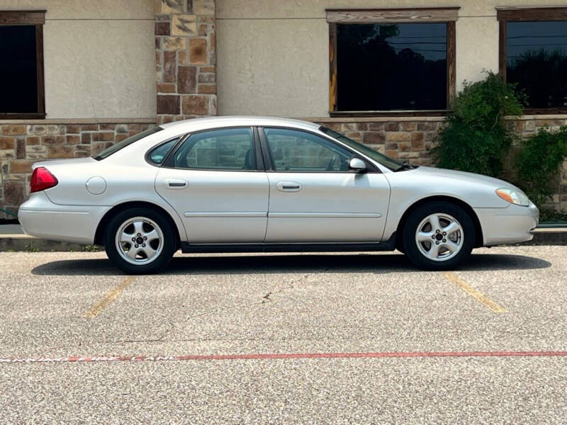 2003 Ford Taurus SE Standard photo 7