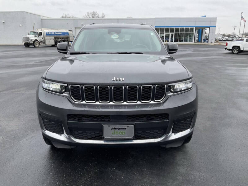 2022 Jeep Grand Cherokee L Laredo