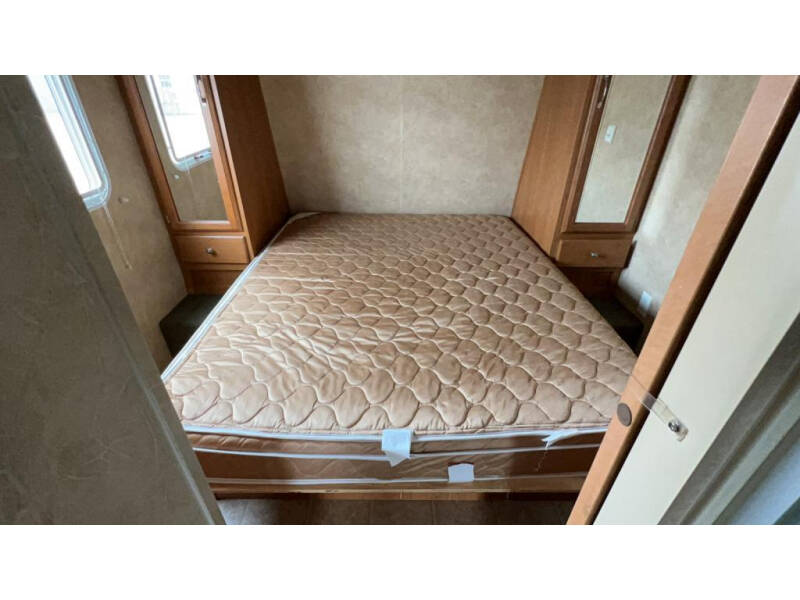 2007 Forest River 321FRD