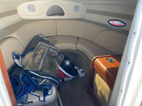 2006 Rinker 232 CAPTIVA