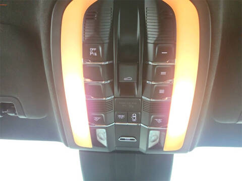 2015 Porsche Panamera GTS