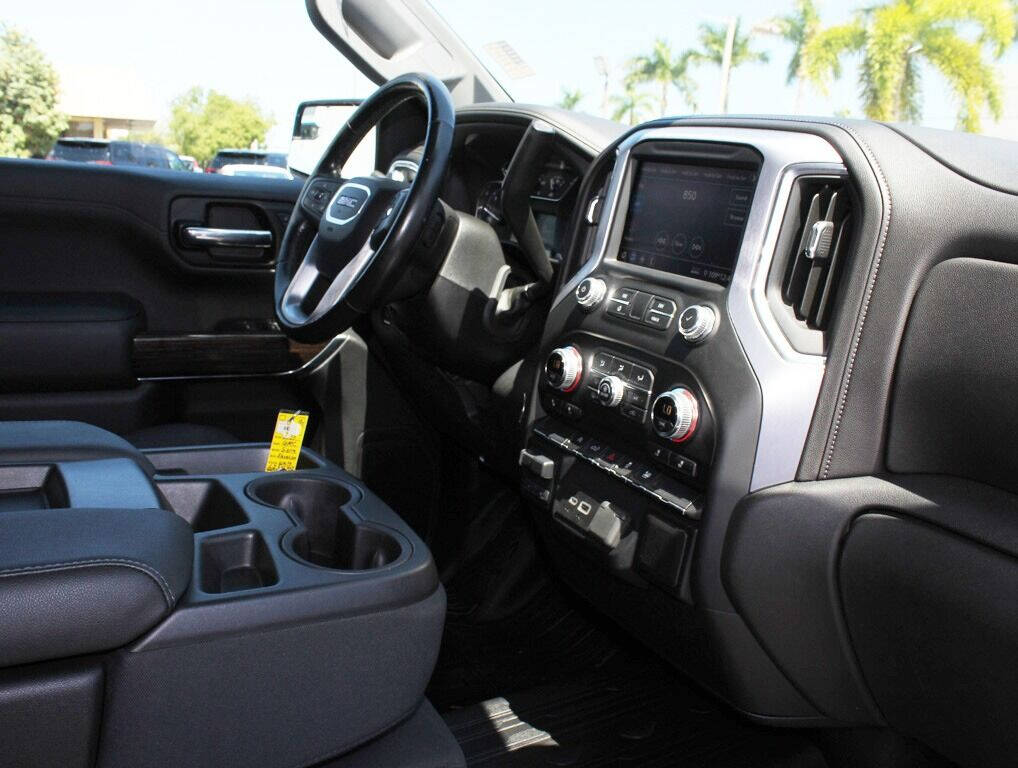 2020 GMC Sierra Pickup - $38,995