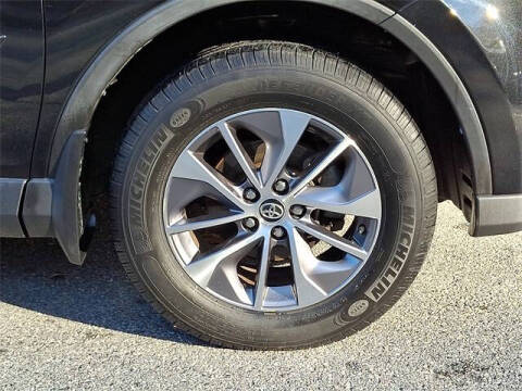 2016 Toyota RAV4 Hybrid XLE