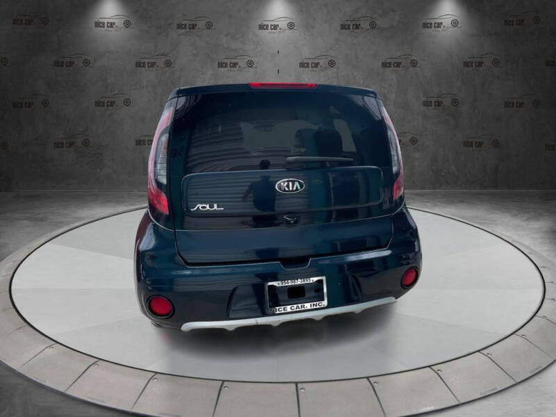 2017 Kia Soul +