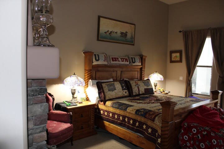 1985 custom home 3600 ft