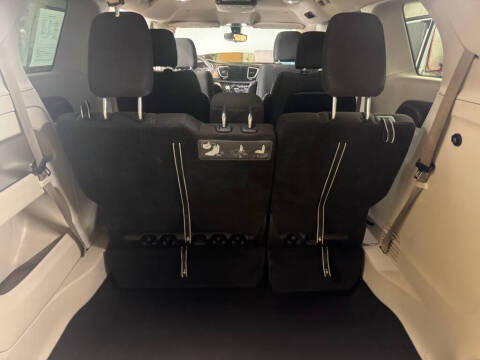 2017 Chrysler Pacifica Touring