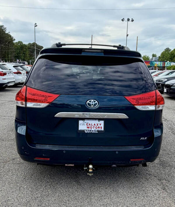 2012 Toyota Sienna XLE 8-Passenger