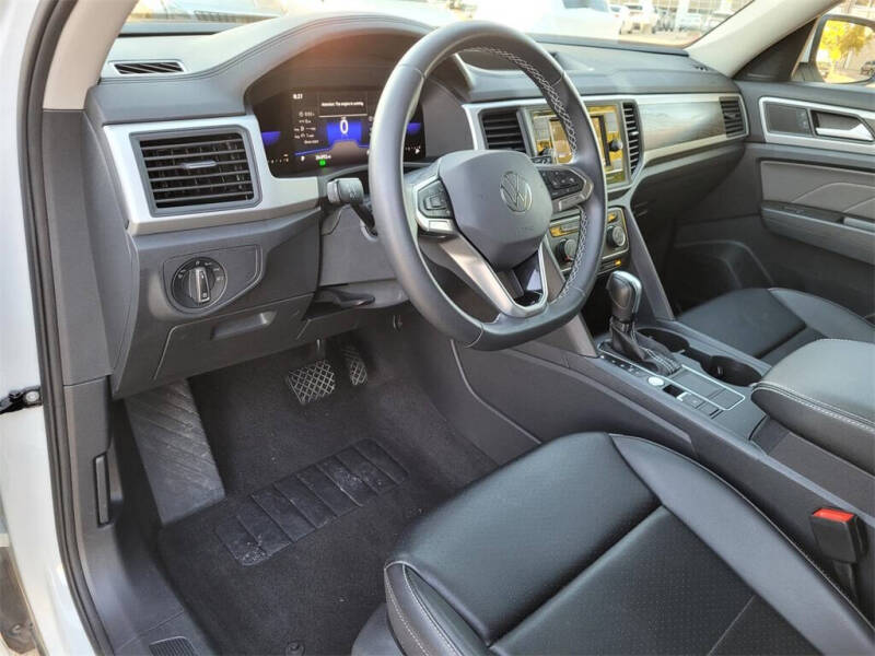 2022 Volkswagen Atlas SE