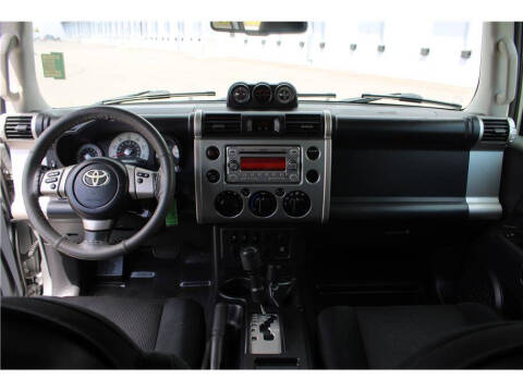 2012 Toyota FJ Cruiser