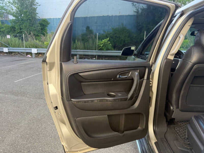 2013 GMC Acadia SLT-1