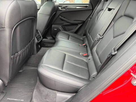 2019 Porsche Macan S