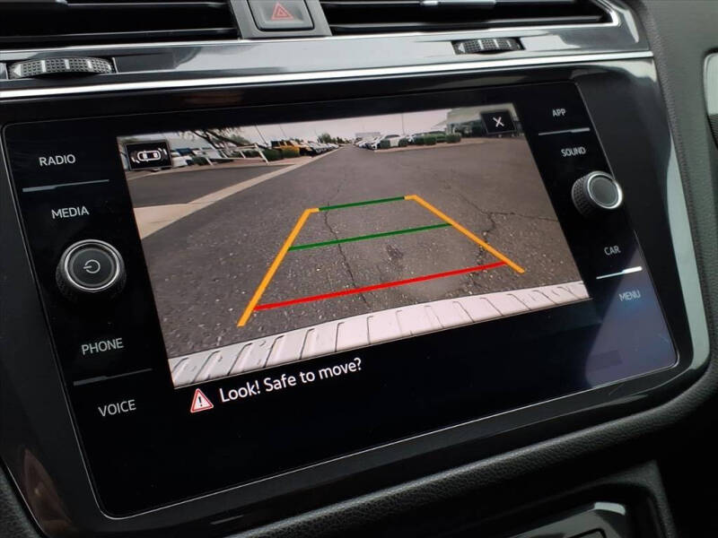 2022 Volkswagen Tiguan SE