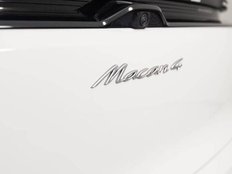 2024 Porsche Macan 4 Electric