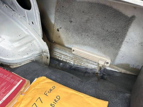 1977 Ford Thunderbird