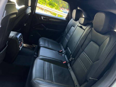 2019 Porsche Cayenne S