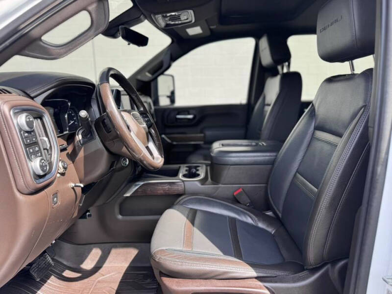 2020 GMC Sierra 3500HD Denali