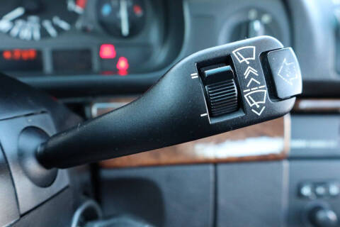 2002 BMW 5 Series 540i