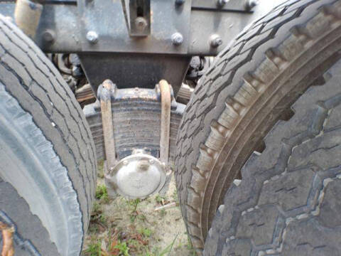 2000 Mack CH613