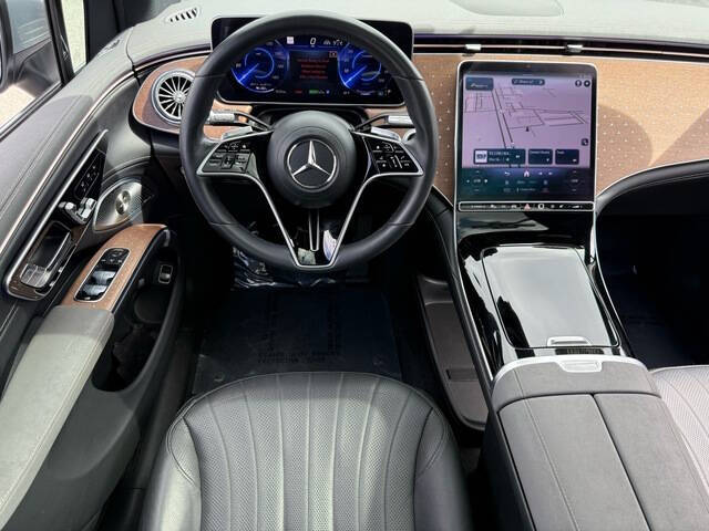 2023 Mercedes-Benz EQS 14