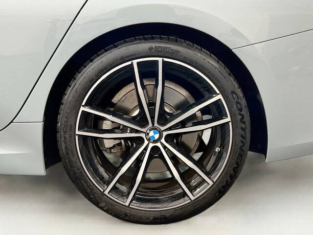 2024 BMW 3 Series 330i