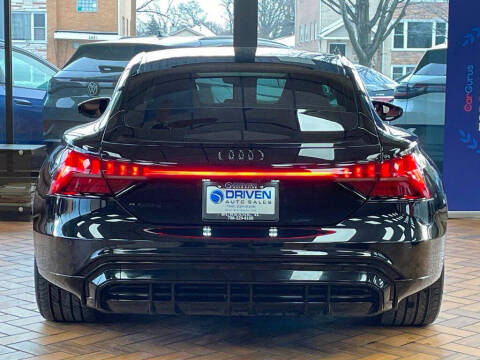 2024 Audi e-tron GT quattro Premium Plus