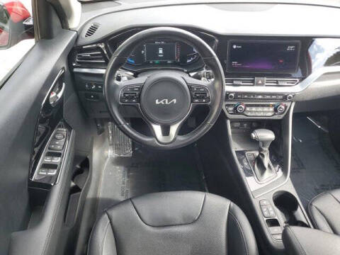2022 Kia Niro EX Premium