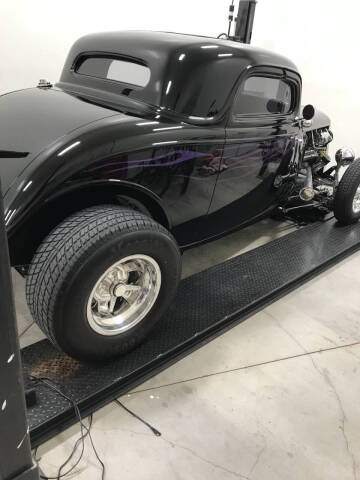 1934 Ford 2 Door Coupe