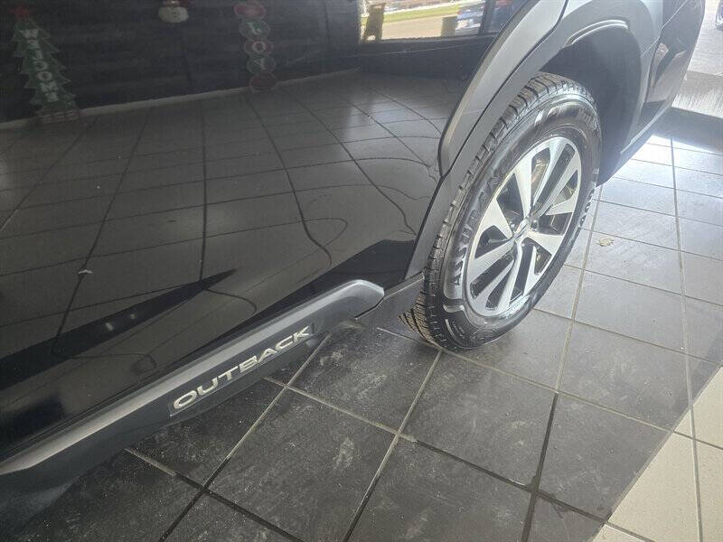 2023 Subaru Outback Premium